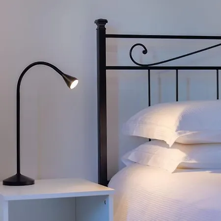 Apartment Dimora Romana - Vintage Elegance And Modern Comfort *