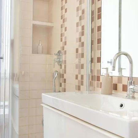 Dimora Romana - Vintage Elegance And Modern Comfort